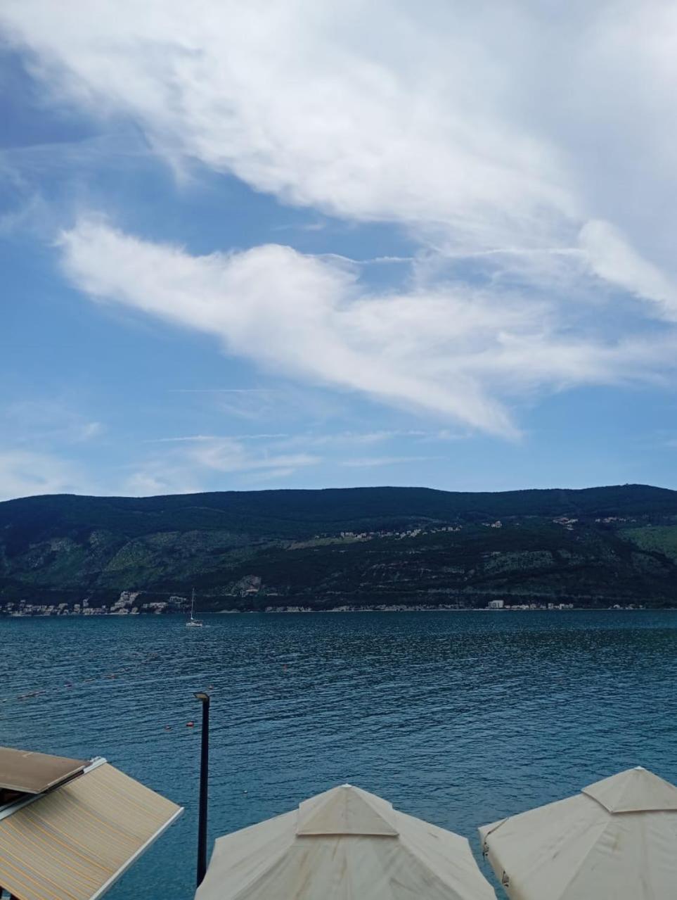 Apartments Cebra Herceg Novi Exterior photo