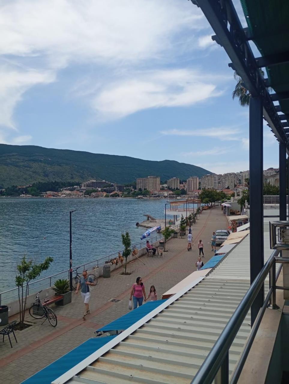 Apartments Cebra Herceg Novi Exterior photo